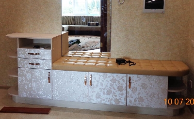 Прихожая  с просторным гардеробом. Производство качественной мебели в городах  КМВ